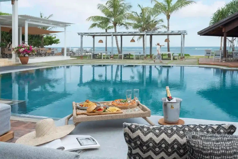 get your best experience dining nusa dua with santai beach house bali